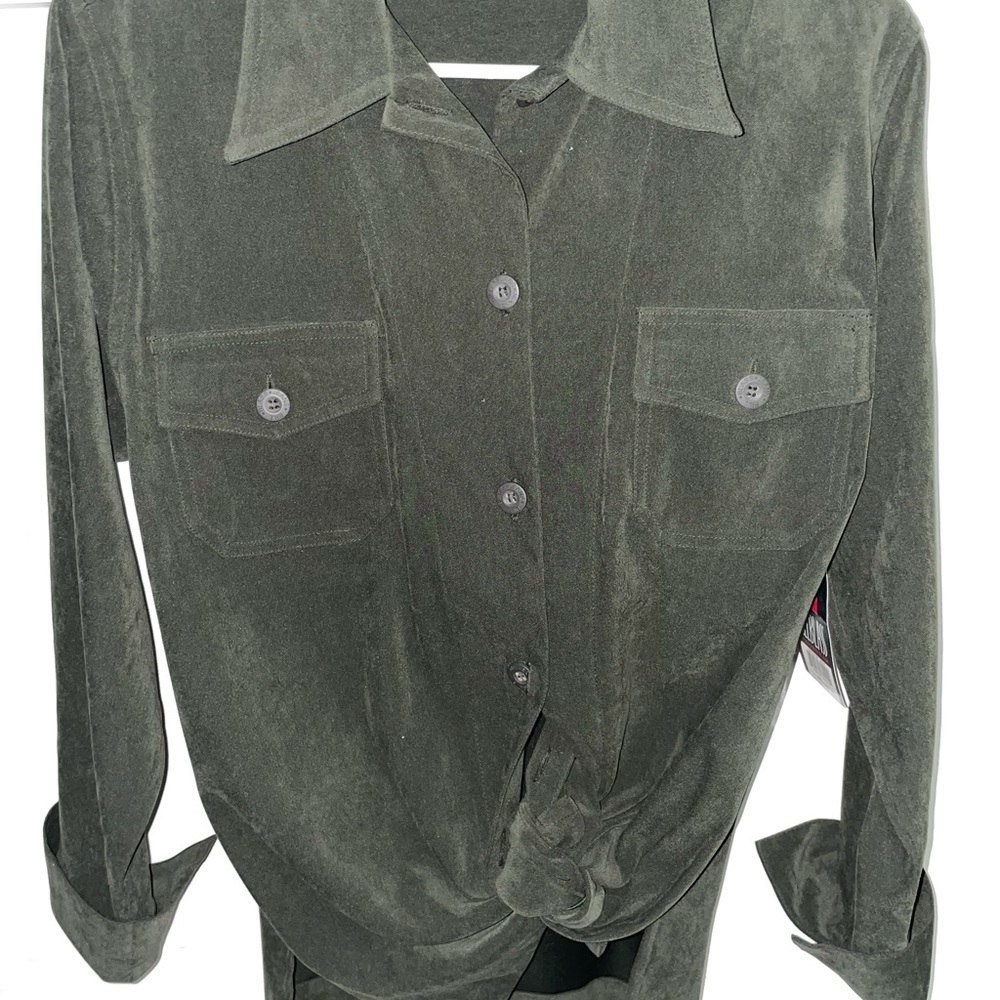 Billblass cord button up